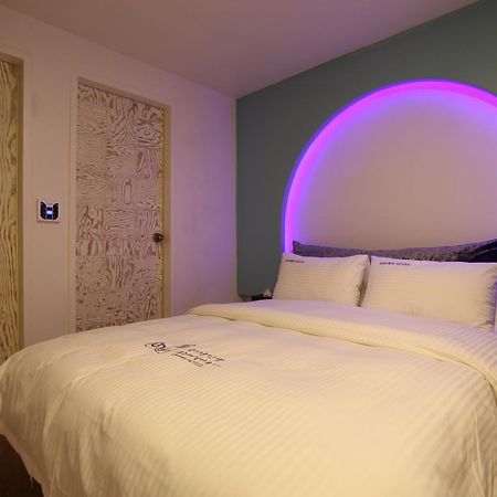 Riviera Motel Коян Екстер'єр фото